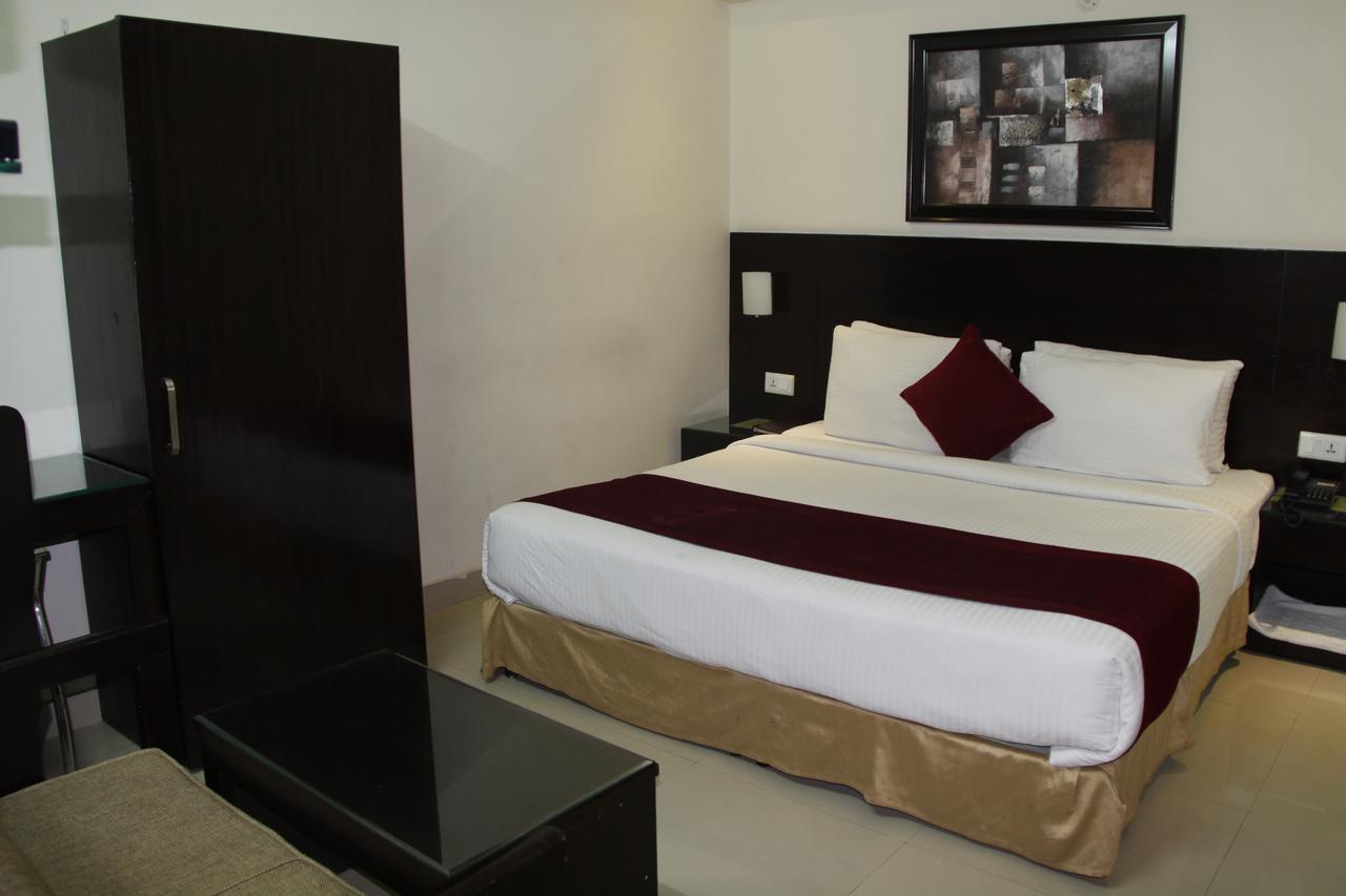 Anr Hotels Lucknow Exterior foto